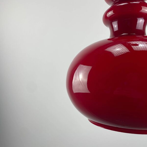 Suspension en verre rouge par Peill et Putzler, 1960