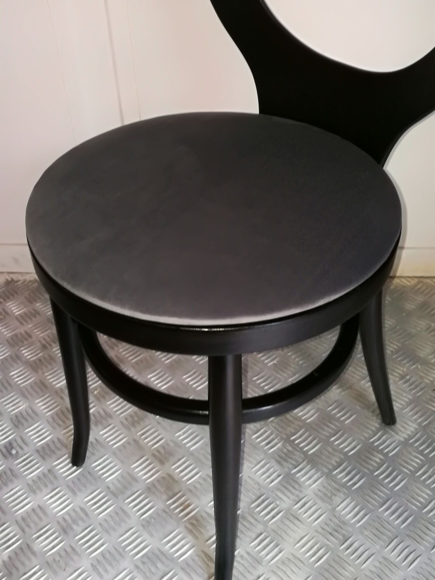 Baumann "seagull" gray velvet chair