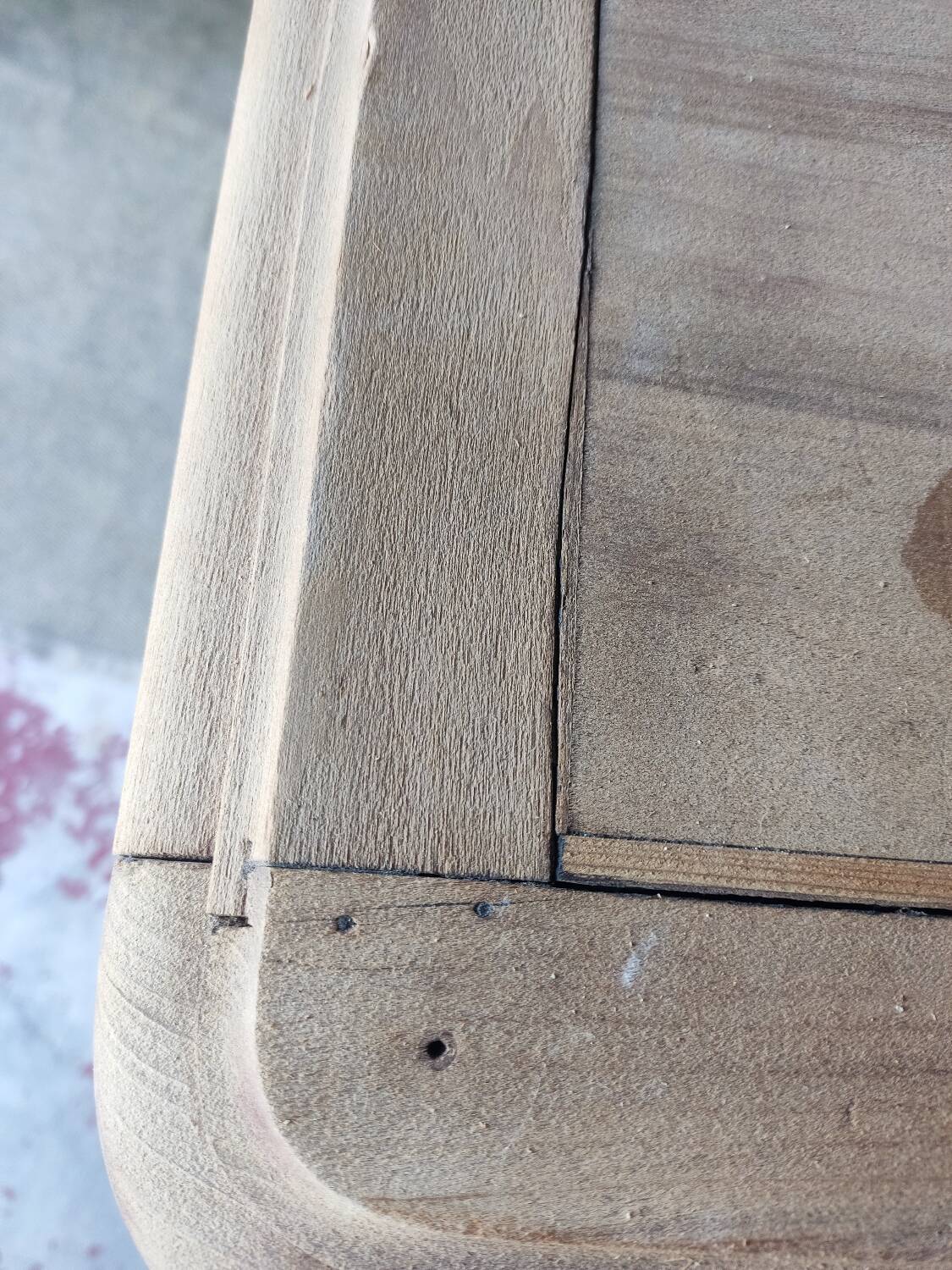 Solid wood chest of drawers