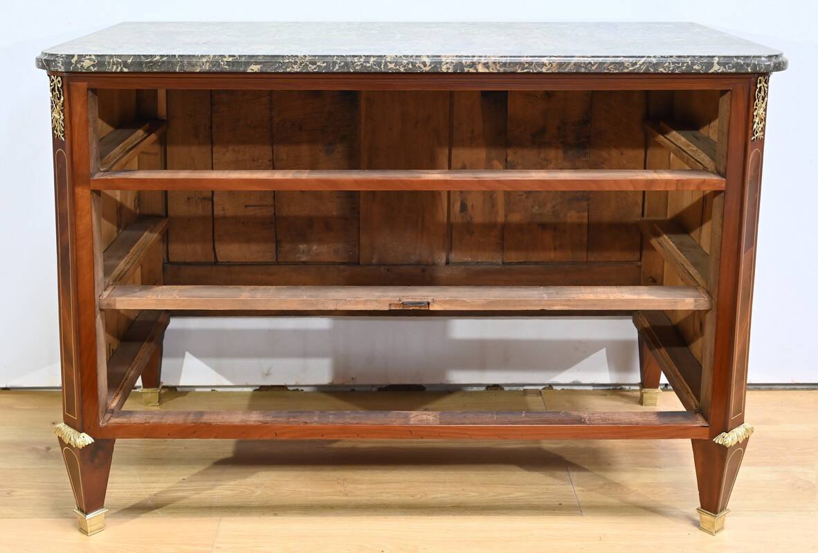 Rare mahogany commode, Louis XVI period – 2nd half of the 18th century.