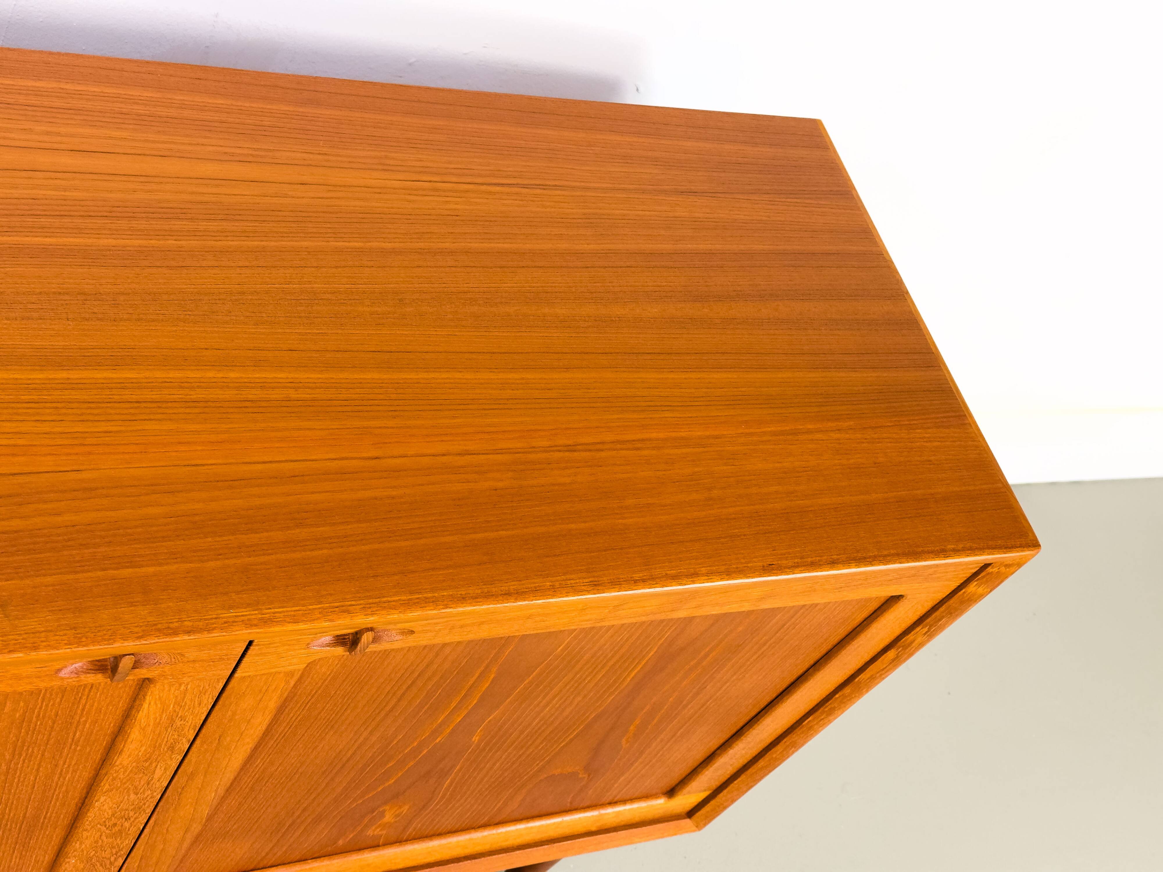 Buffet danois en teck par HW Klein pour Bramin, années 1960