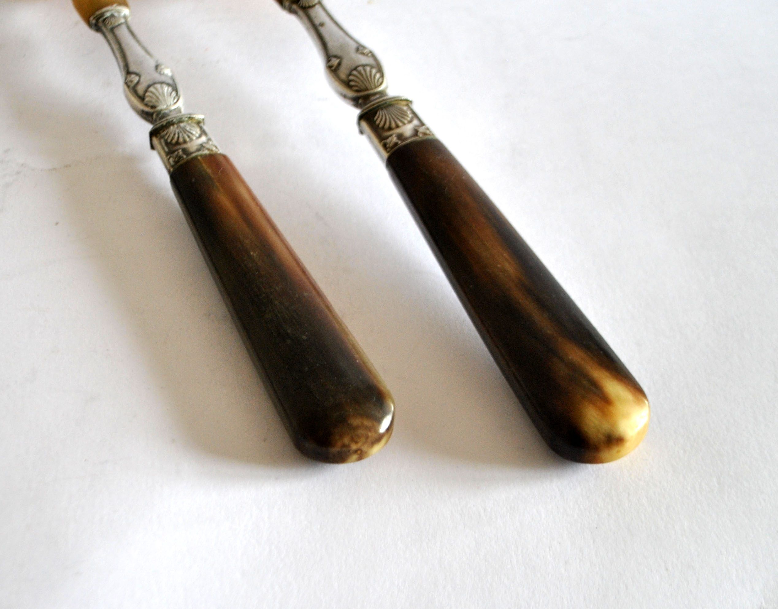 Antique horn salad cutlery – shell decoration 1900