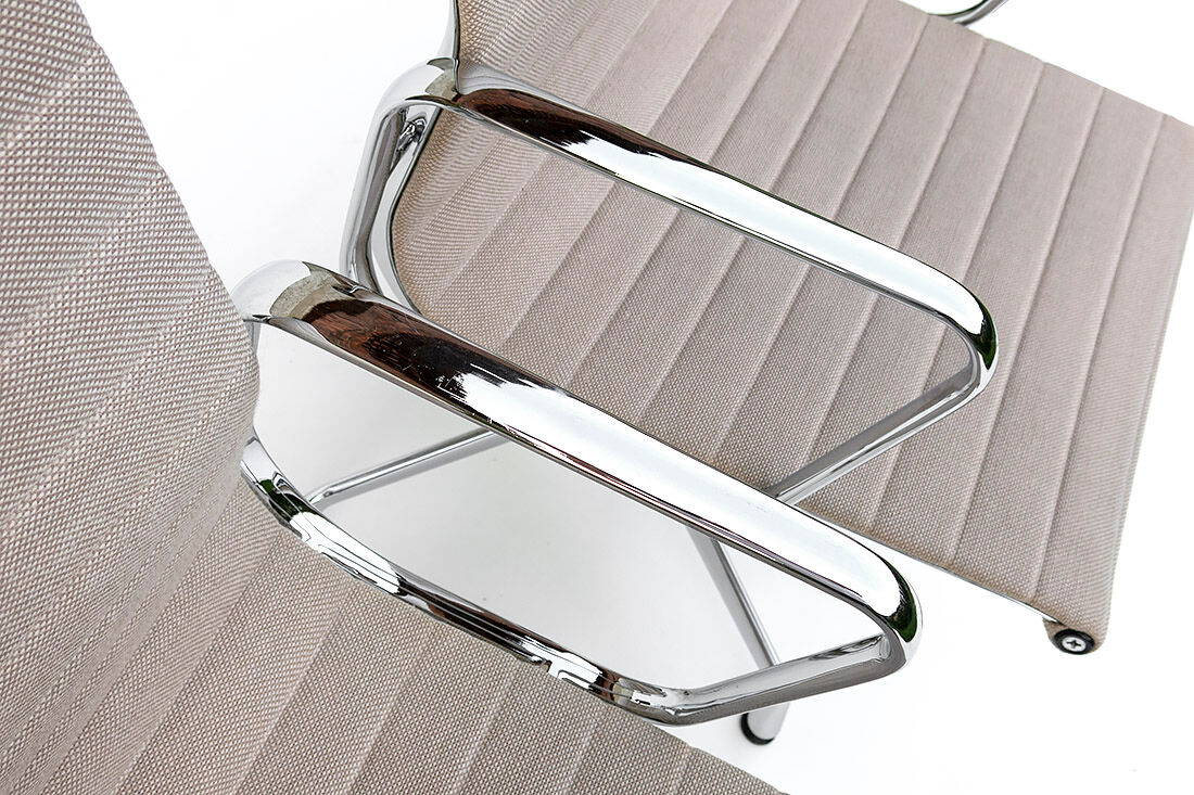 Pair swivel armchairs Vitra Aluminium Chair EA 108 design Ray & Charles Eames 60s 70s
