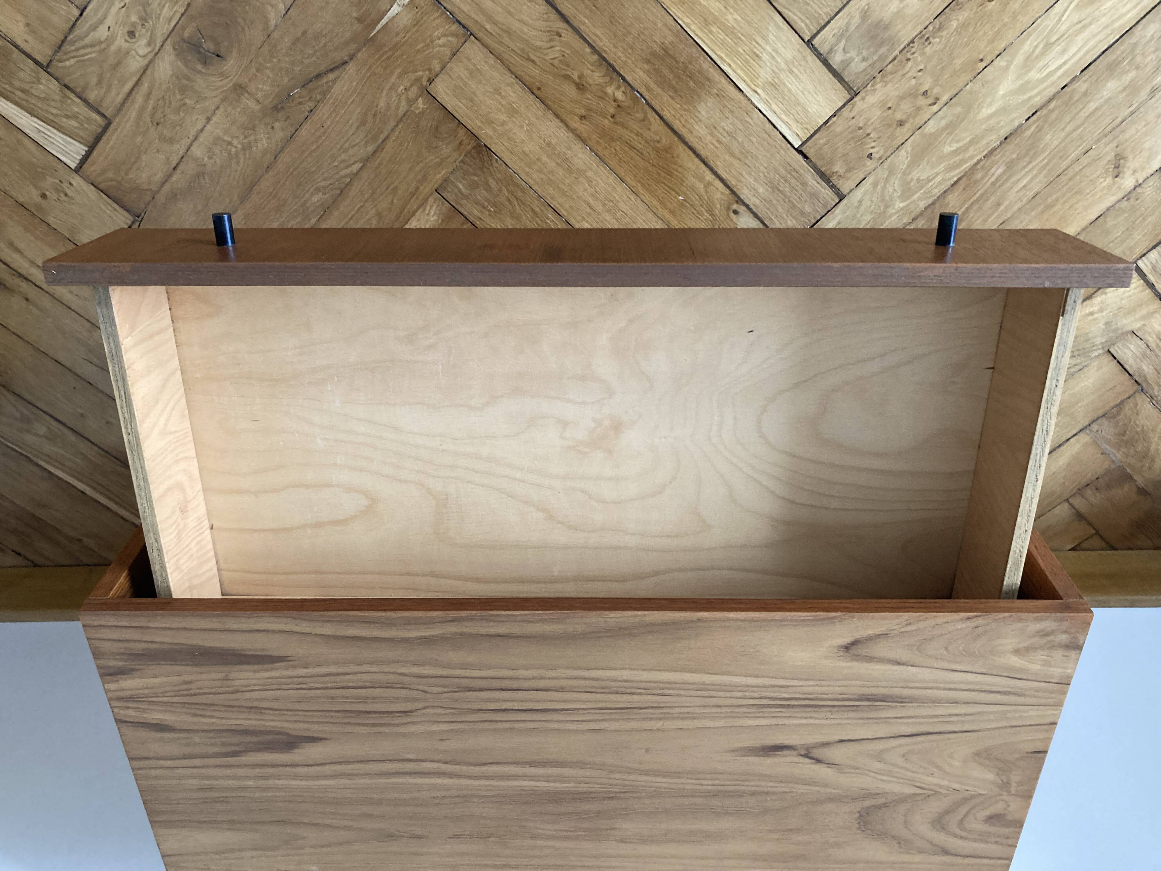 Scandinavian style chest of drawers