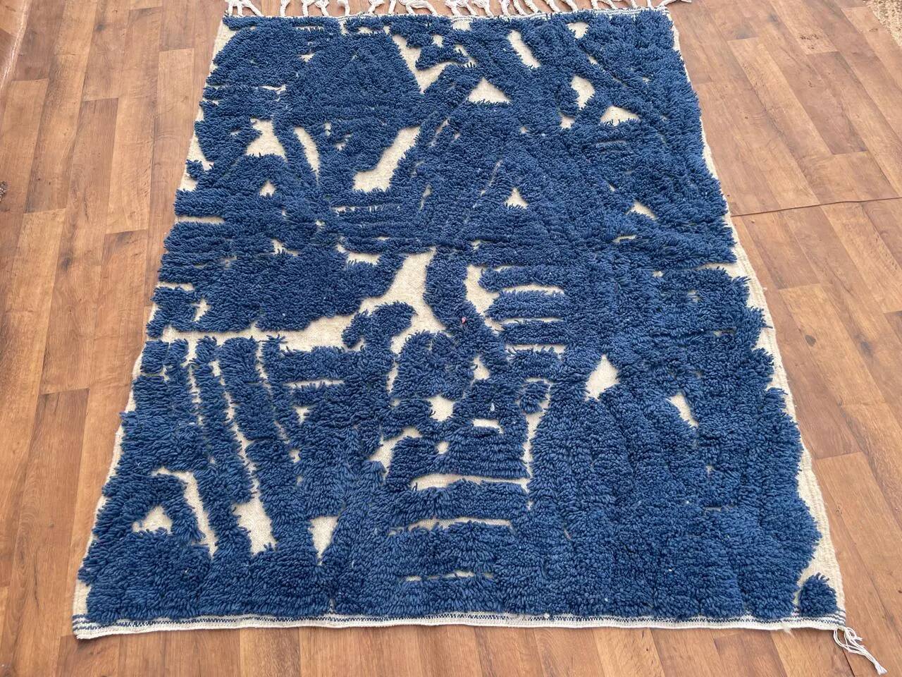 Handmade Berber rug in wool 2.5 x 1.5 m