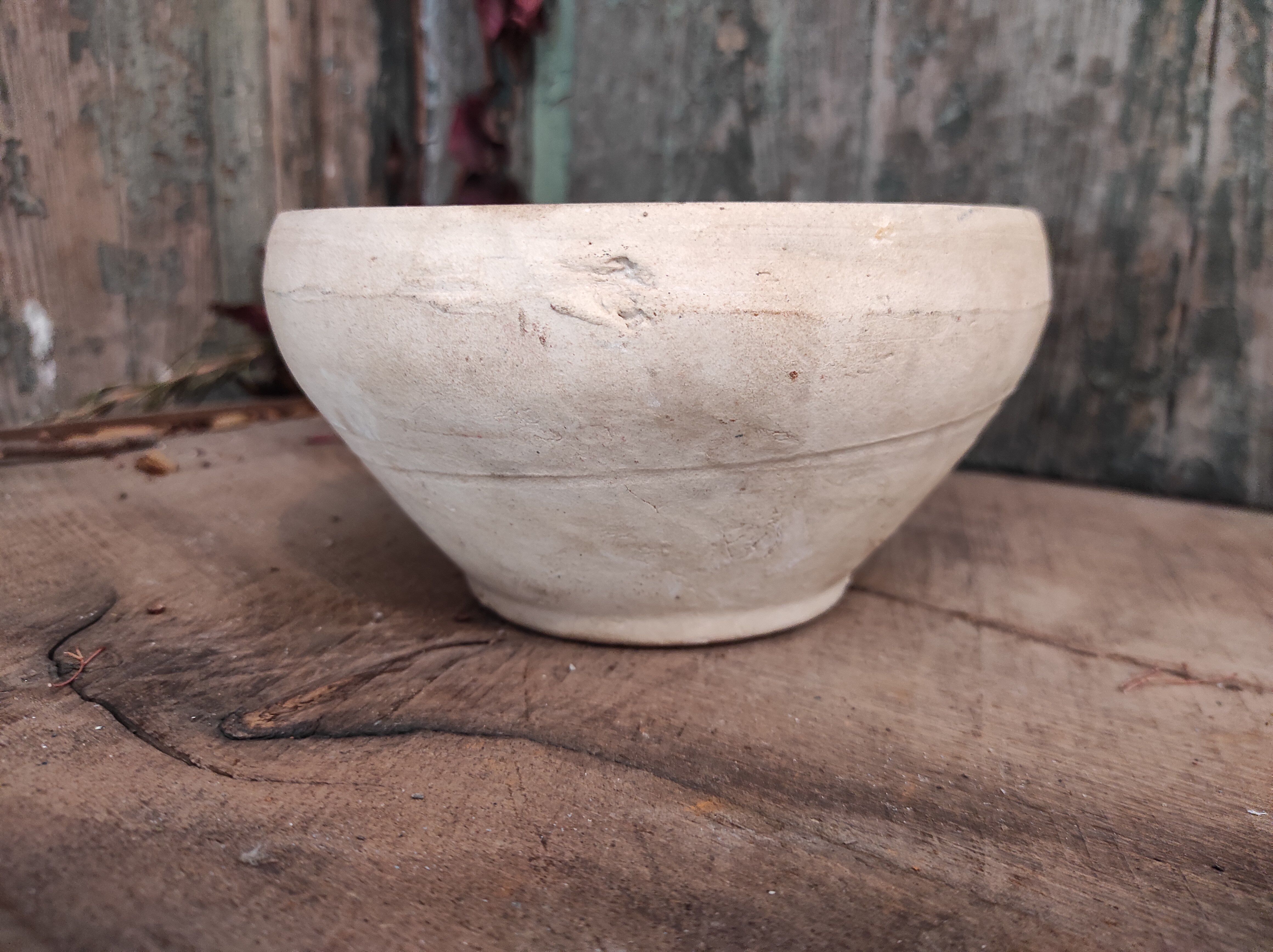 Vintage French salad bowl in white clay