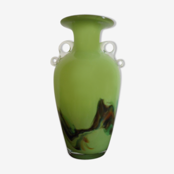 Glass vase