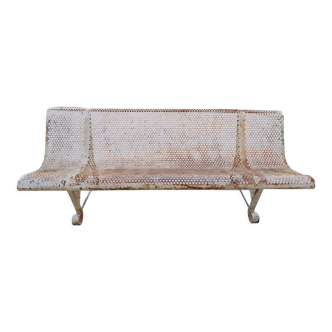 Banc de jardin fer perforé années 50