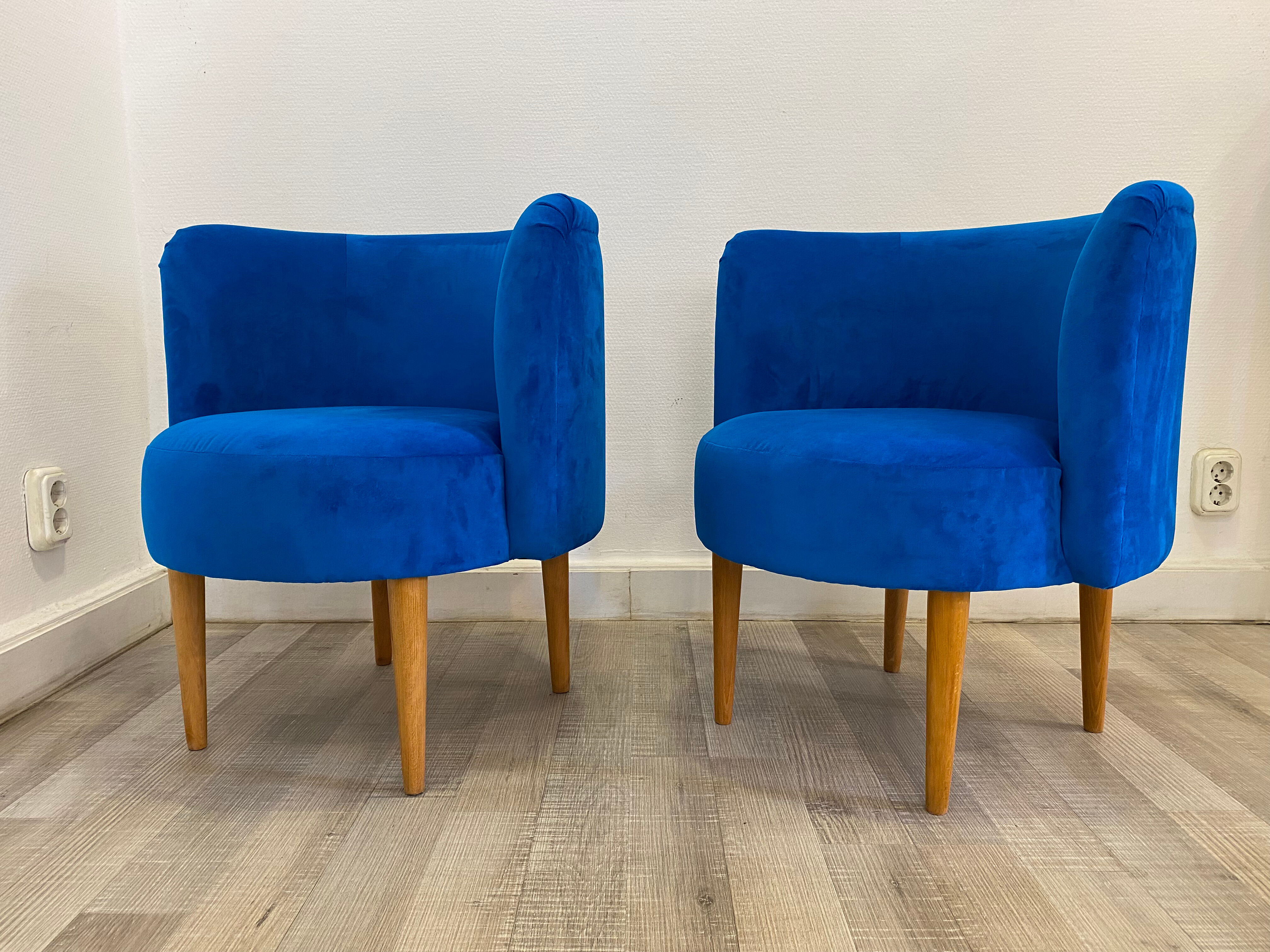 Pair of Retro Armchairs in Blue