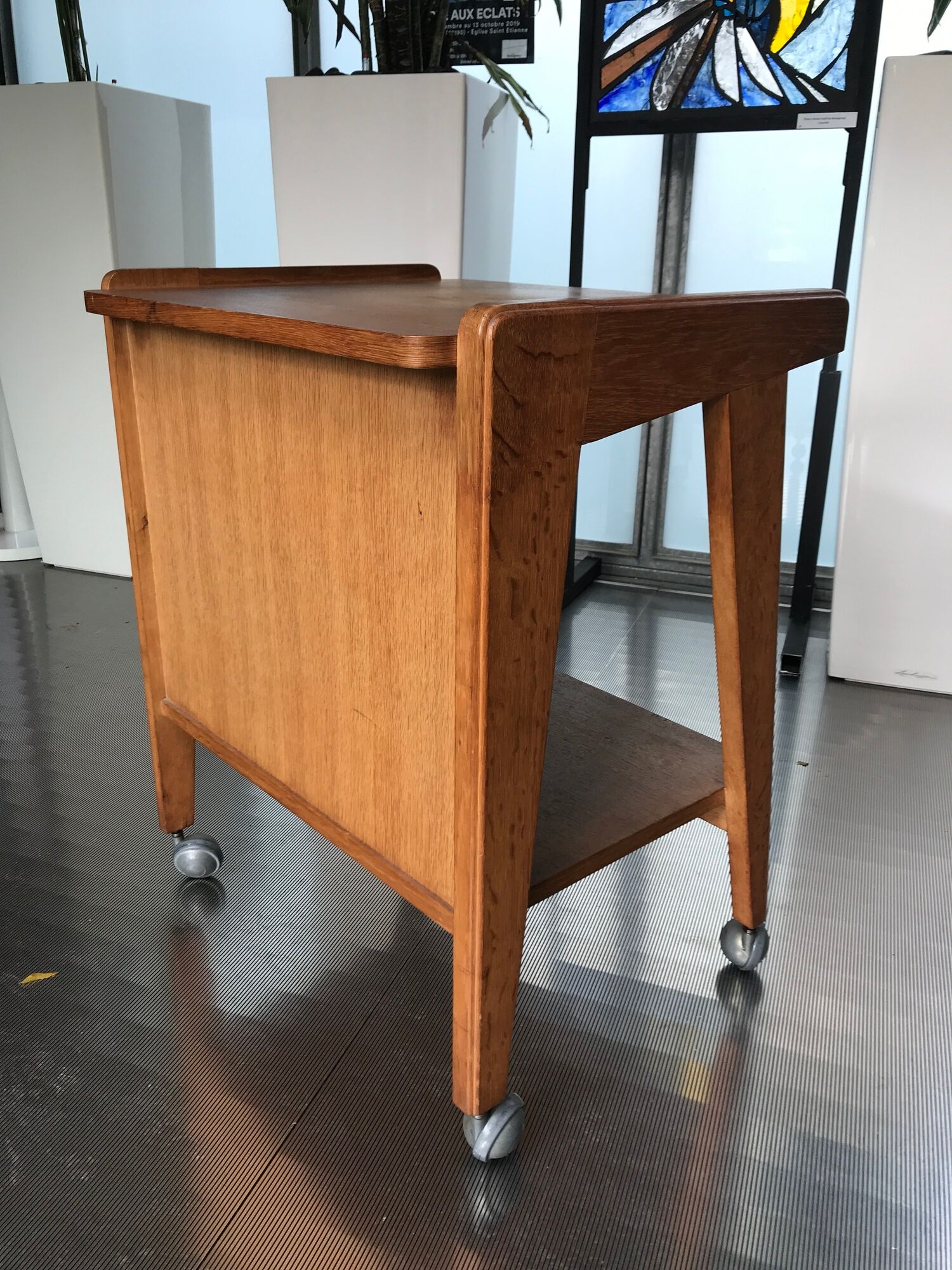 Guillerme and Chambron dessert in solid oak