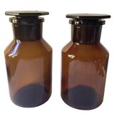 Laboratory and pharmacy bottle