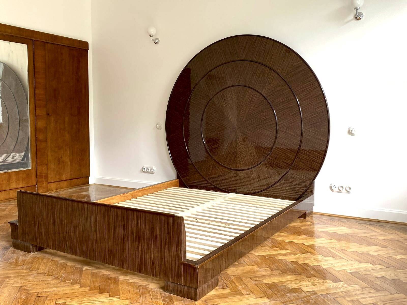 Art Deco bed inspired by Émile-Jacques Ruhlmann, GP Design collection