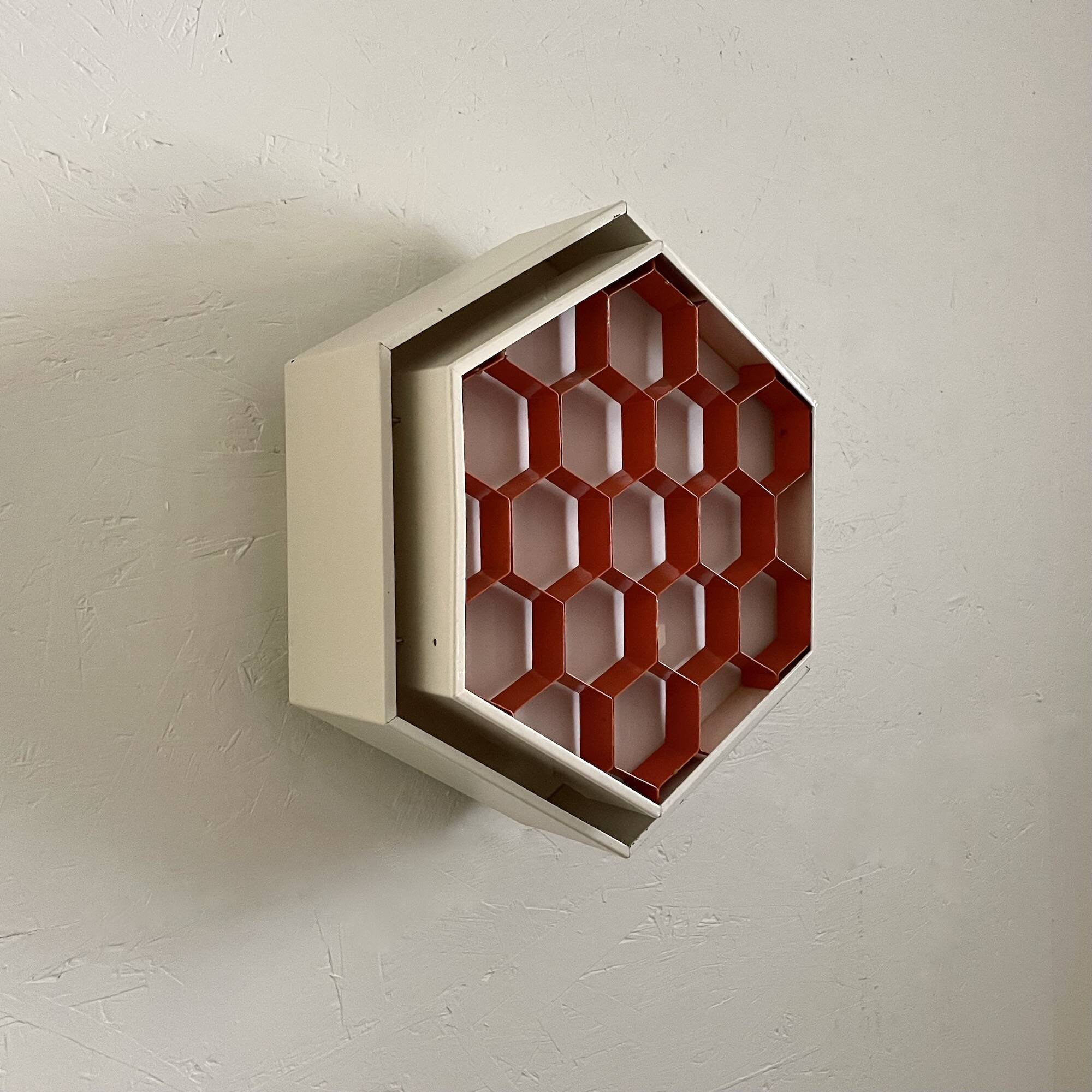 Ruffled Wall Light
