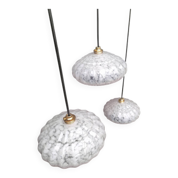 Glass suspensions from Clichy