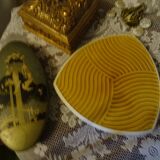 Lot of 6 plates