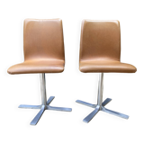 Set of 2 vintage chairs