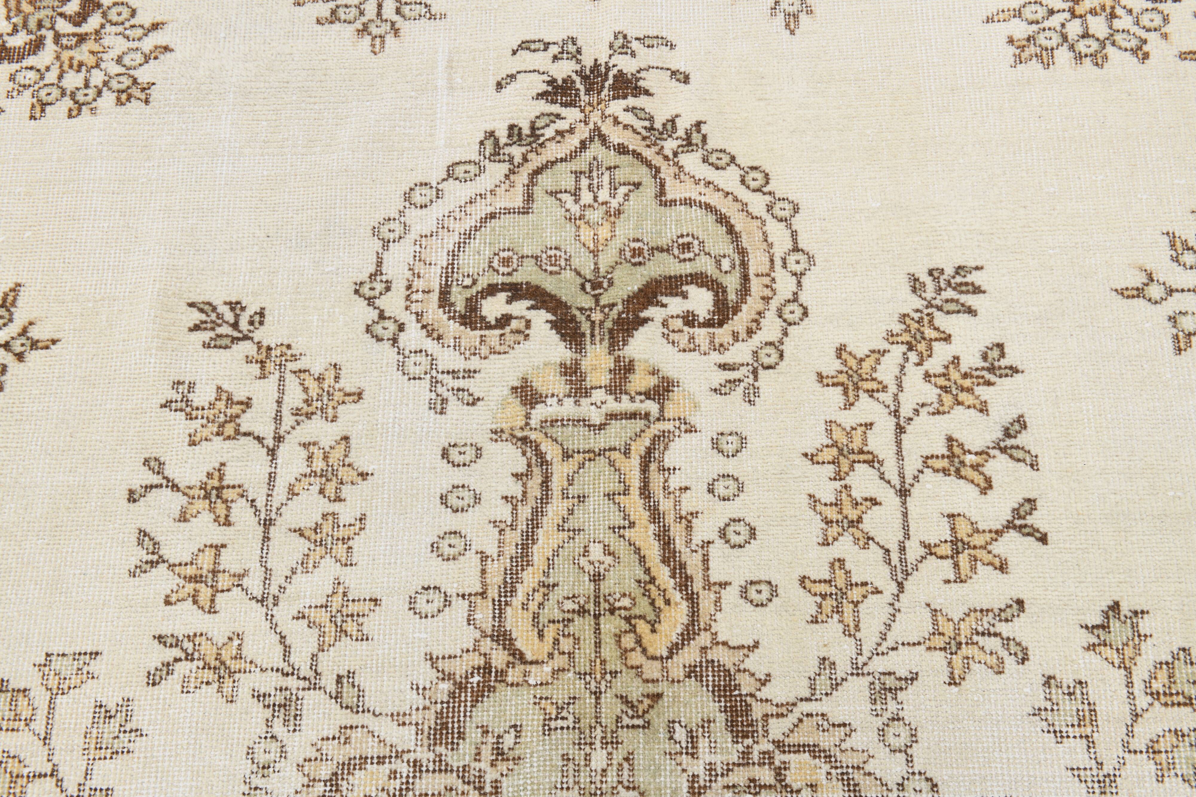 6x9 Ft Ecru-cream vintage rug, Floral design cream and brown rug.