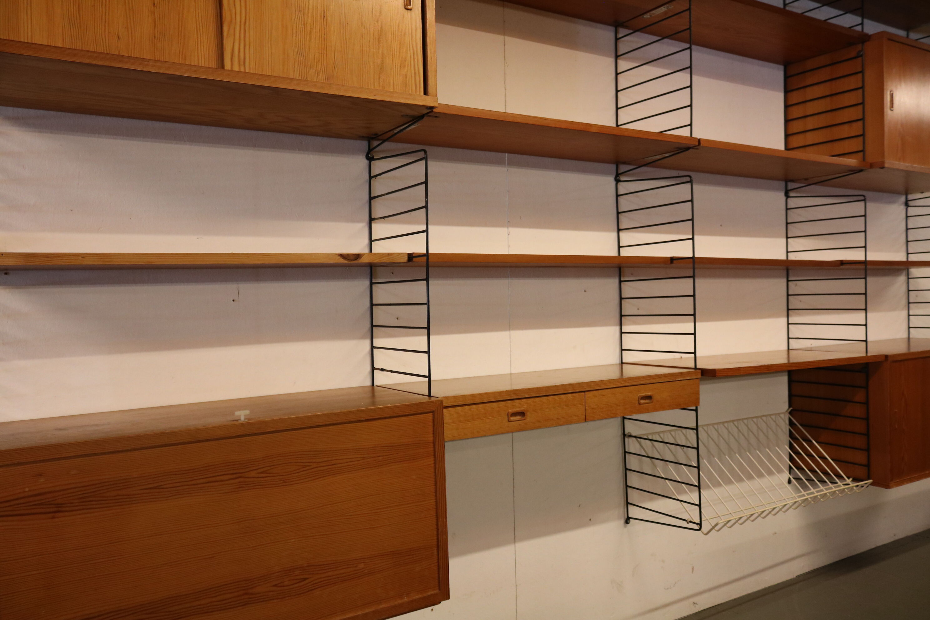 Birch system cabinet, designed by Nisse Strinning, manufactured by String in Denmark, 1950s