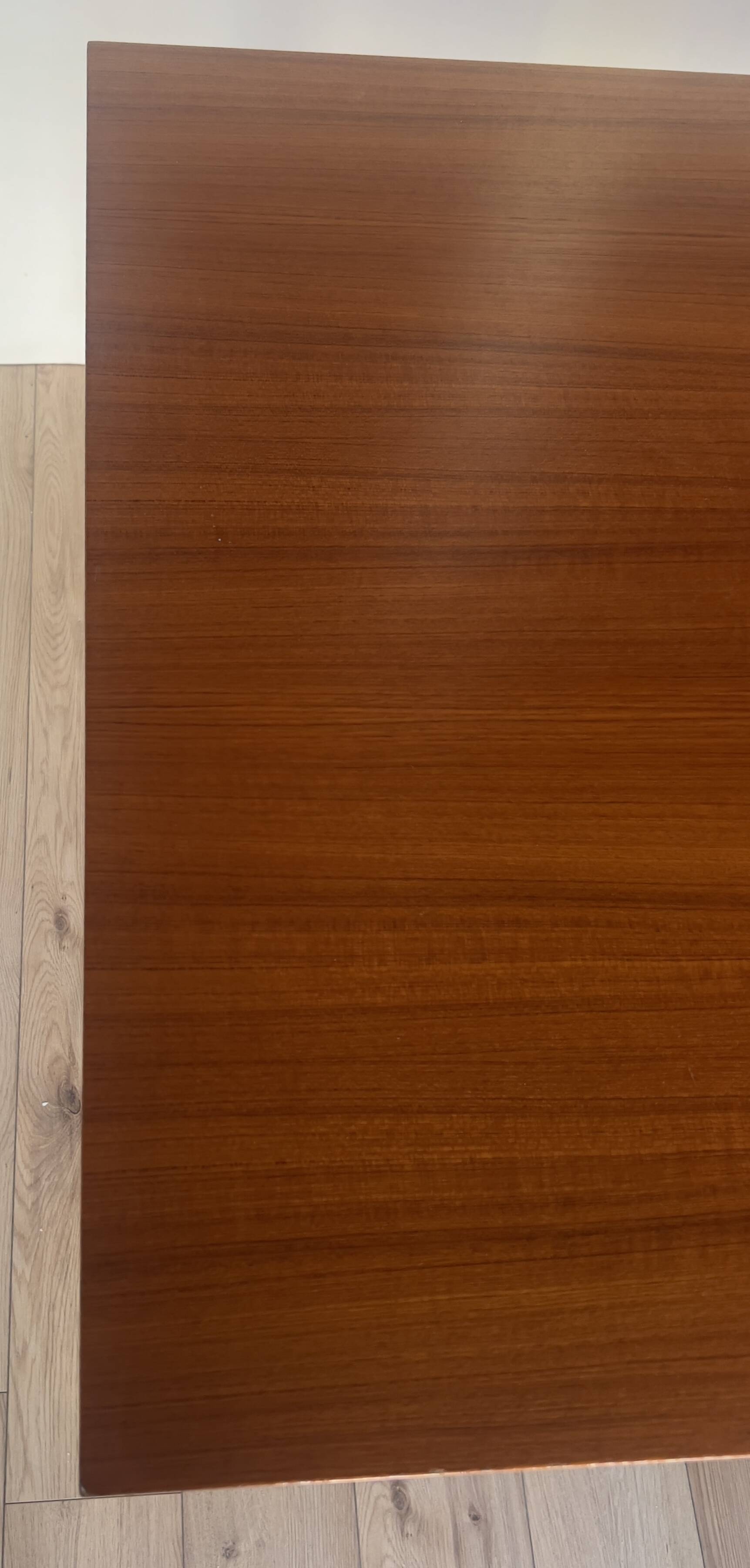 SCANDINAVIAN EXTENDABLE DINING TABLE