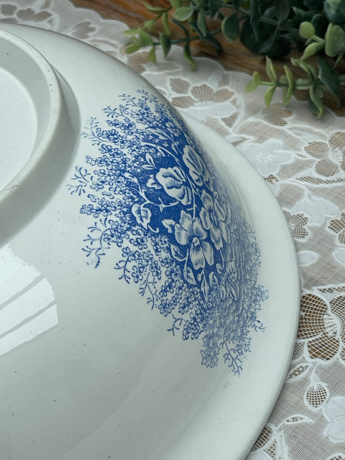 Sainte Amandinoise Toilet Bowl + Soap Dish / Brush Model J