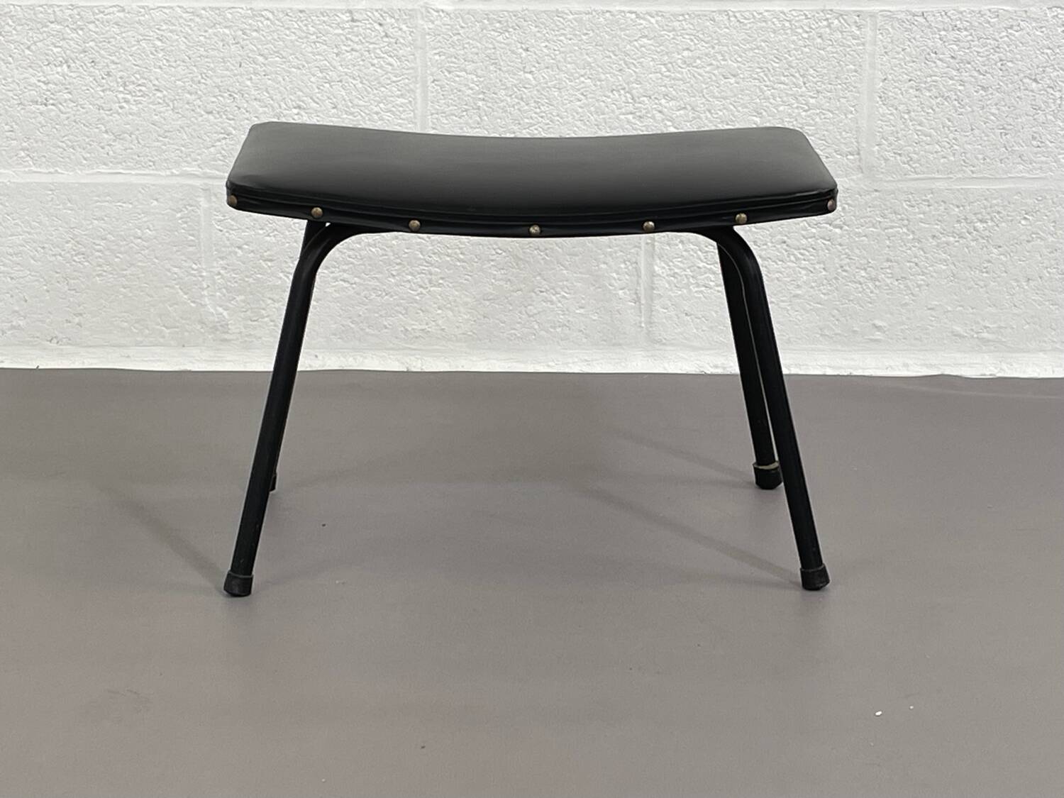 Pierre Guariche stool