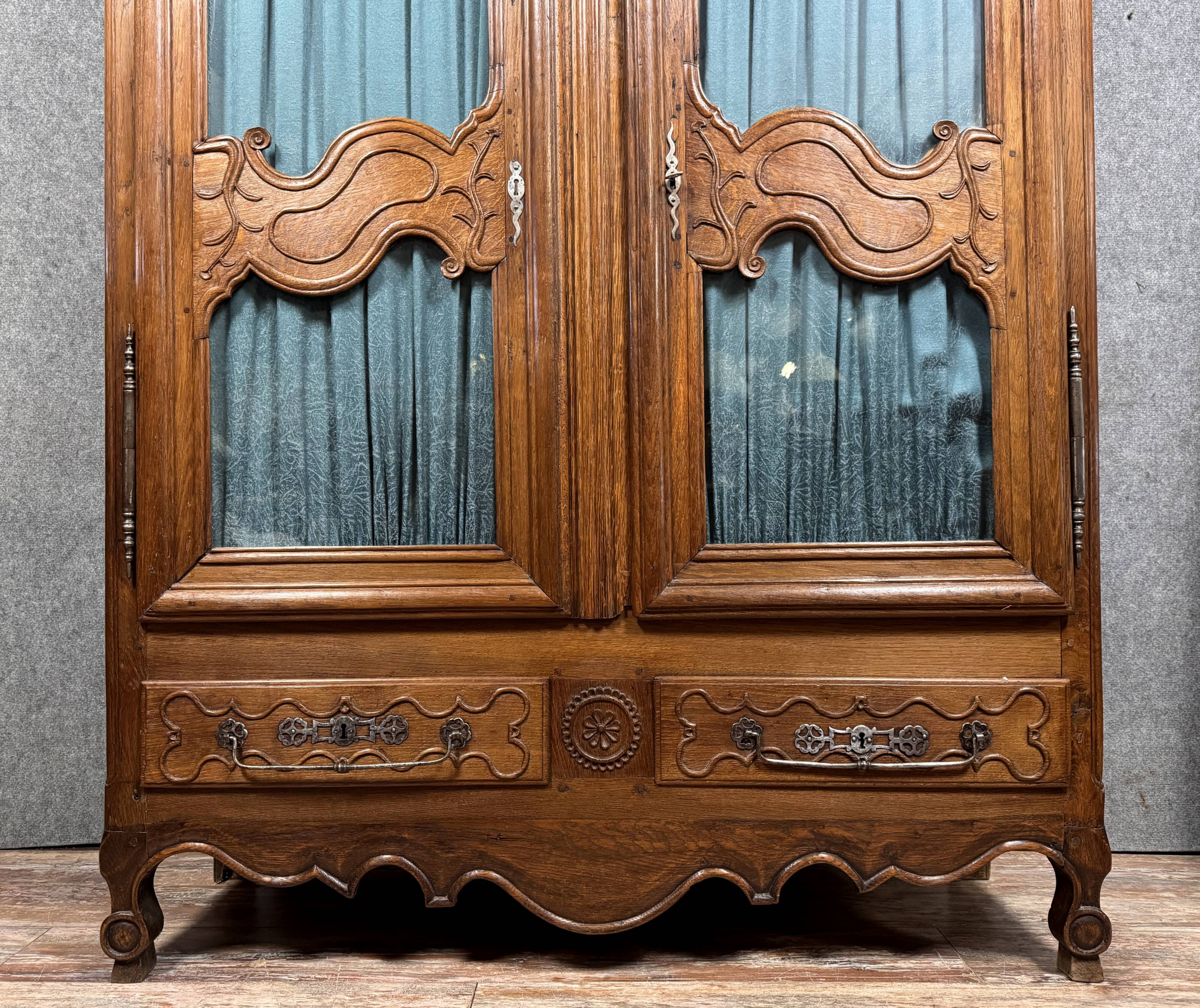 Louis XV period bookcase in solid oak circa 1750