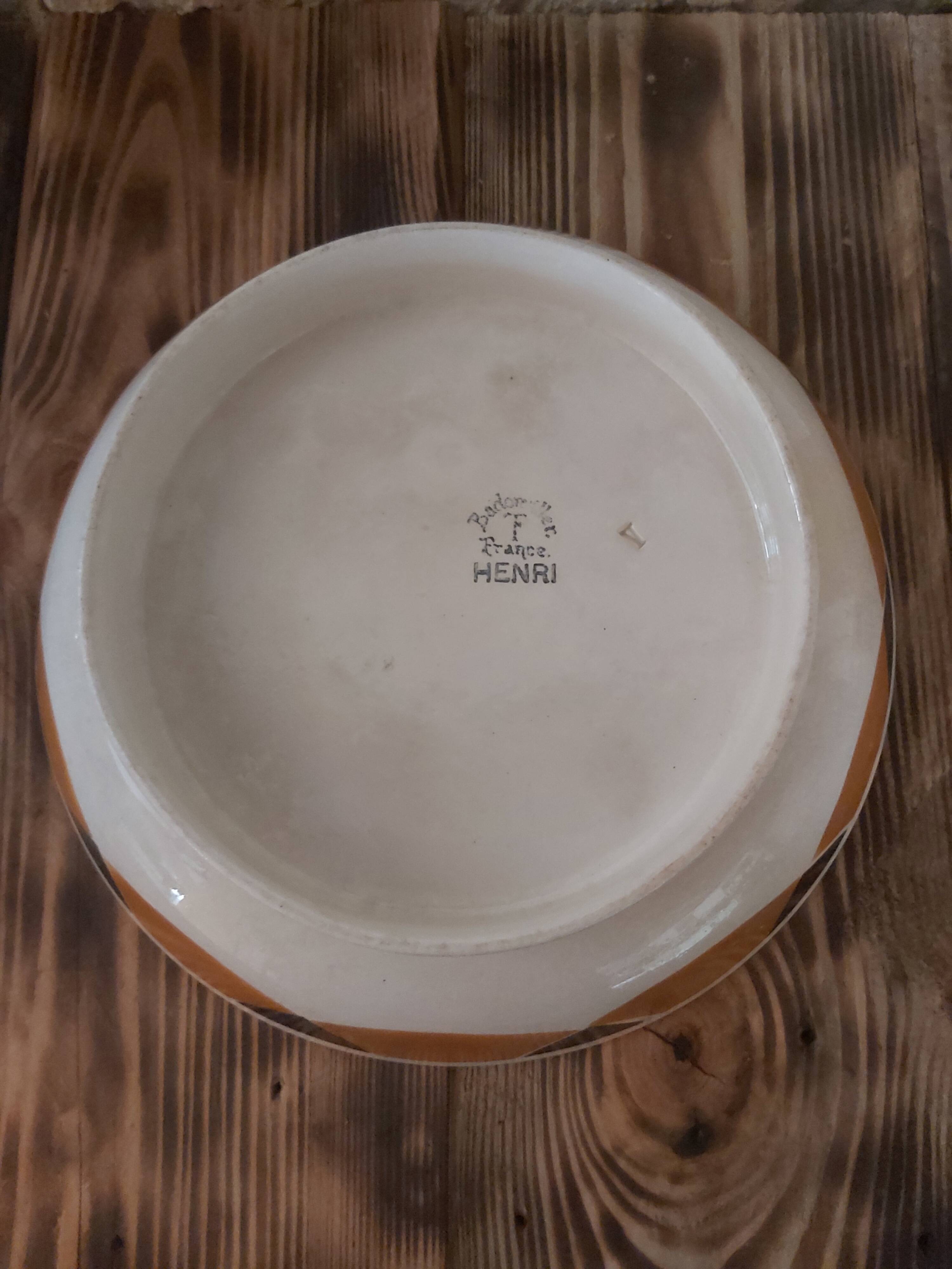 Round flat on Piedouche compotier Badonviller model Henri