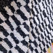 Handmade Moroccan rug, size 150 x 250 cm