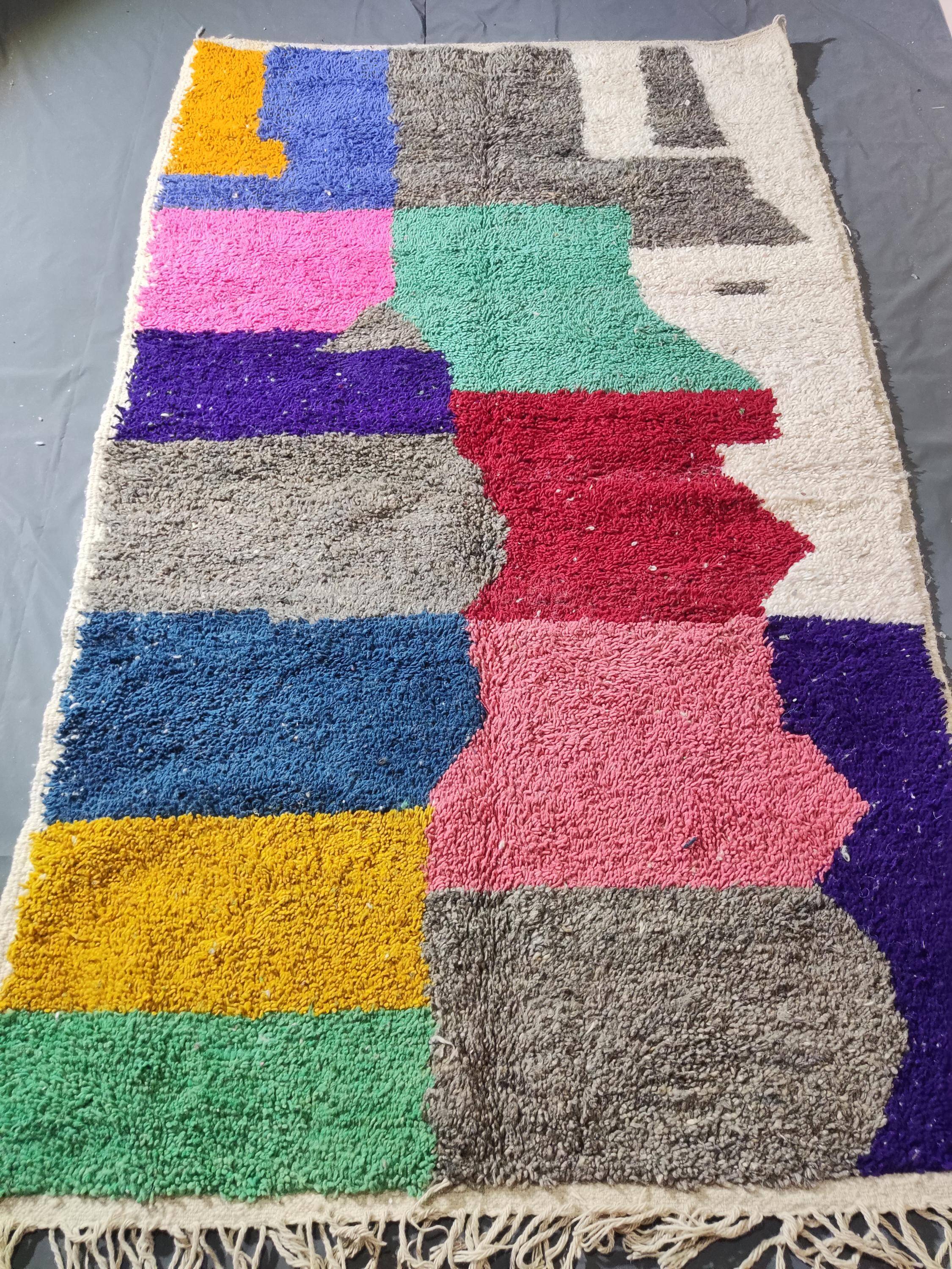 Traditional Moroccan wool rug 3 x 2 m