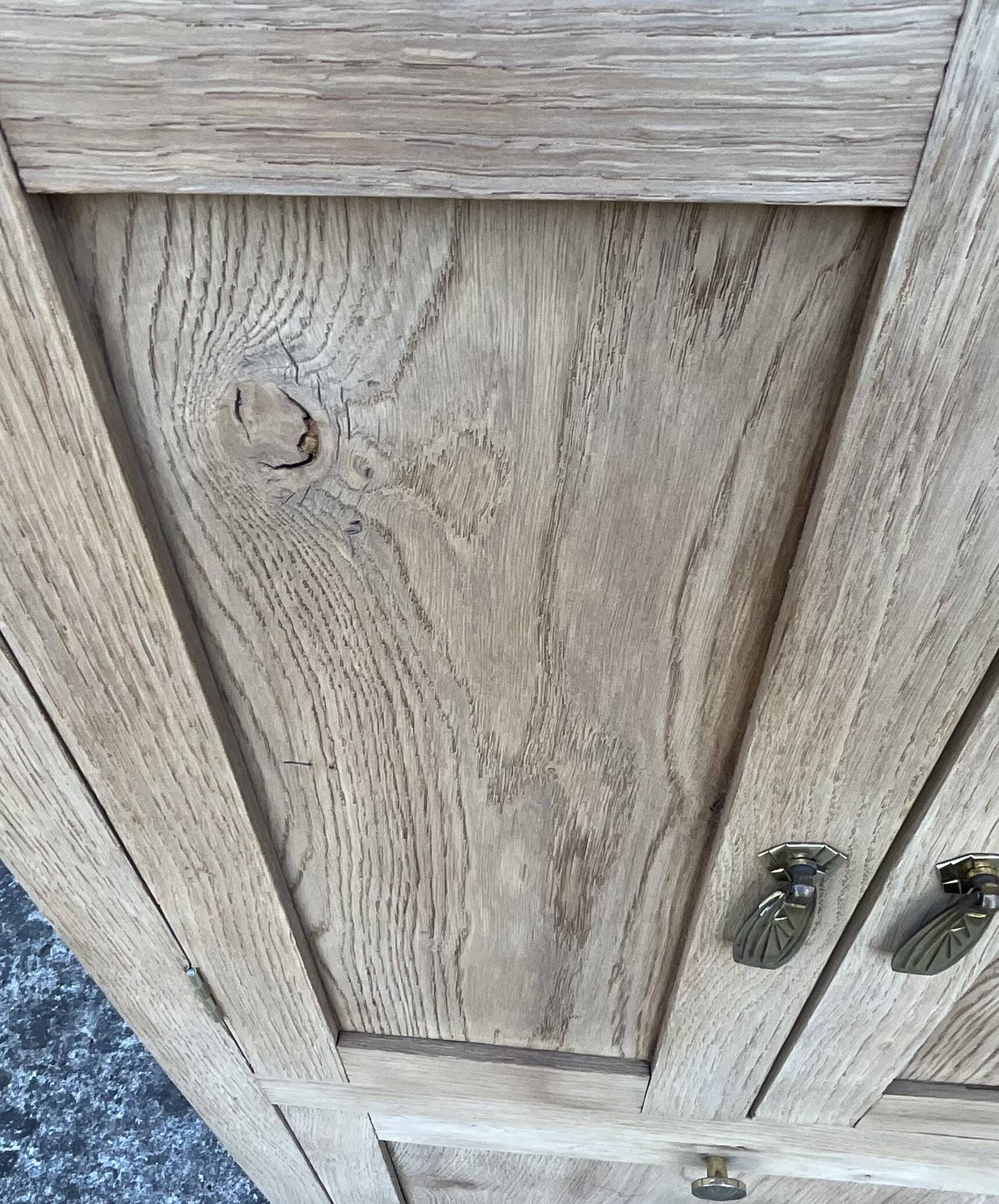 Solid oak storage unit – Contemporary country style