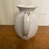 Pichet ancien en céramique de Moustiers blanche décor peint, France