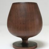 Cinq verres à pied en bois tourné vintage