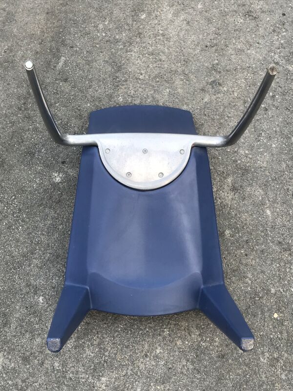 Chaise louis XX de Philippe starck 1990