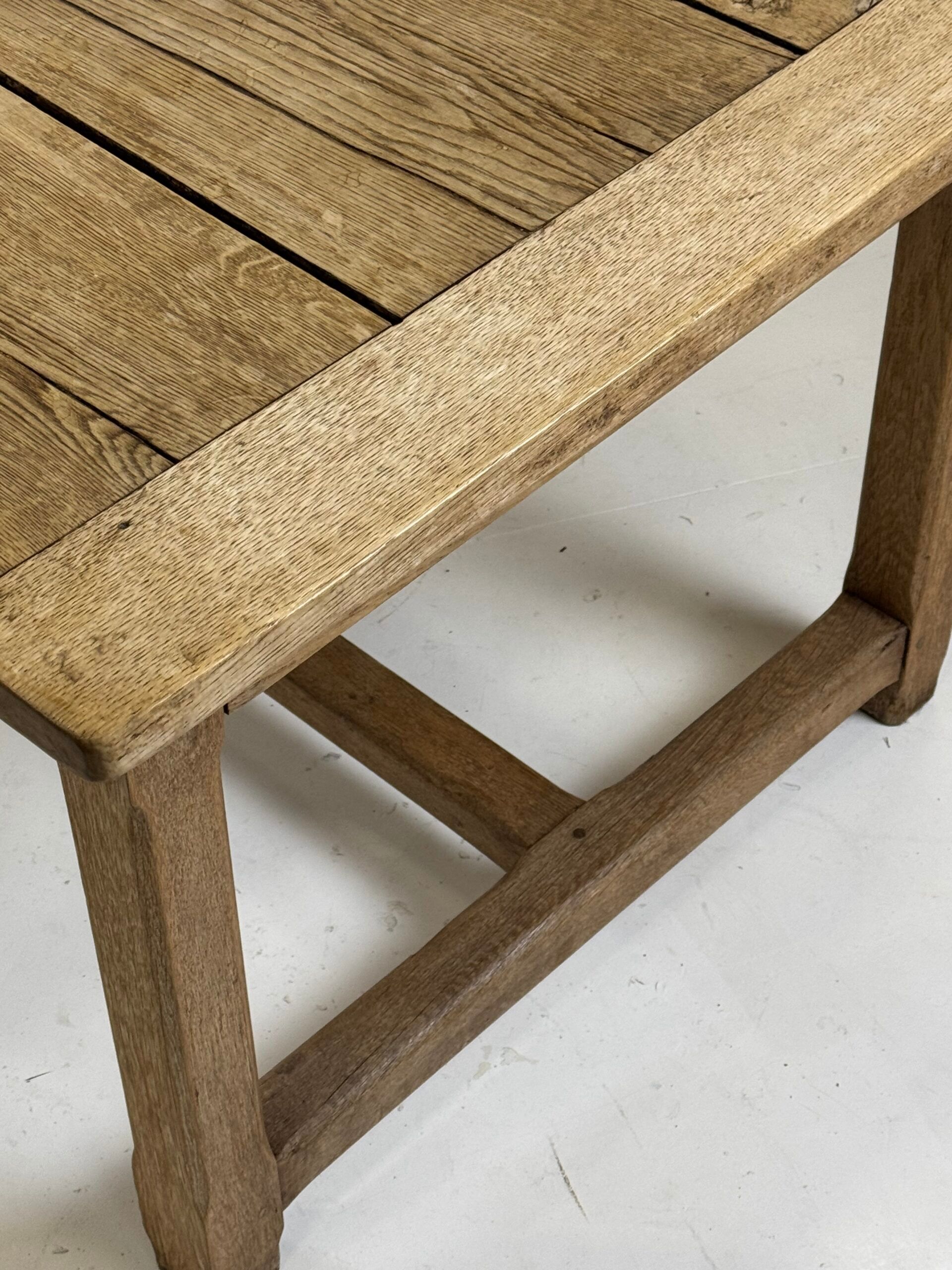 Table de monastère française en chêne du 19ème siècle
