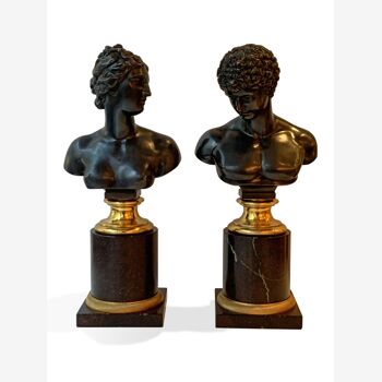 Paire de bustes en bronze d'après l'antique : v et Antinous
