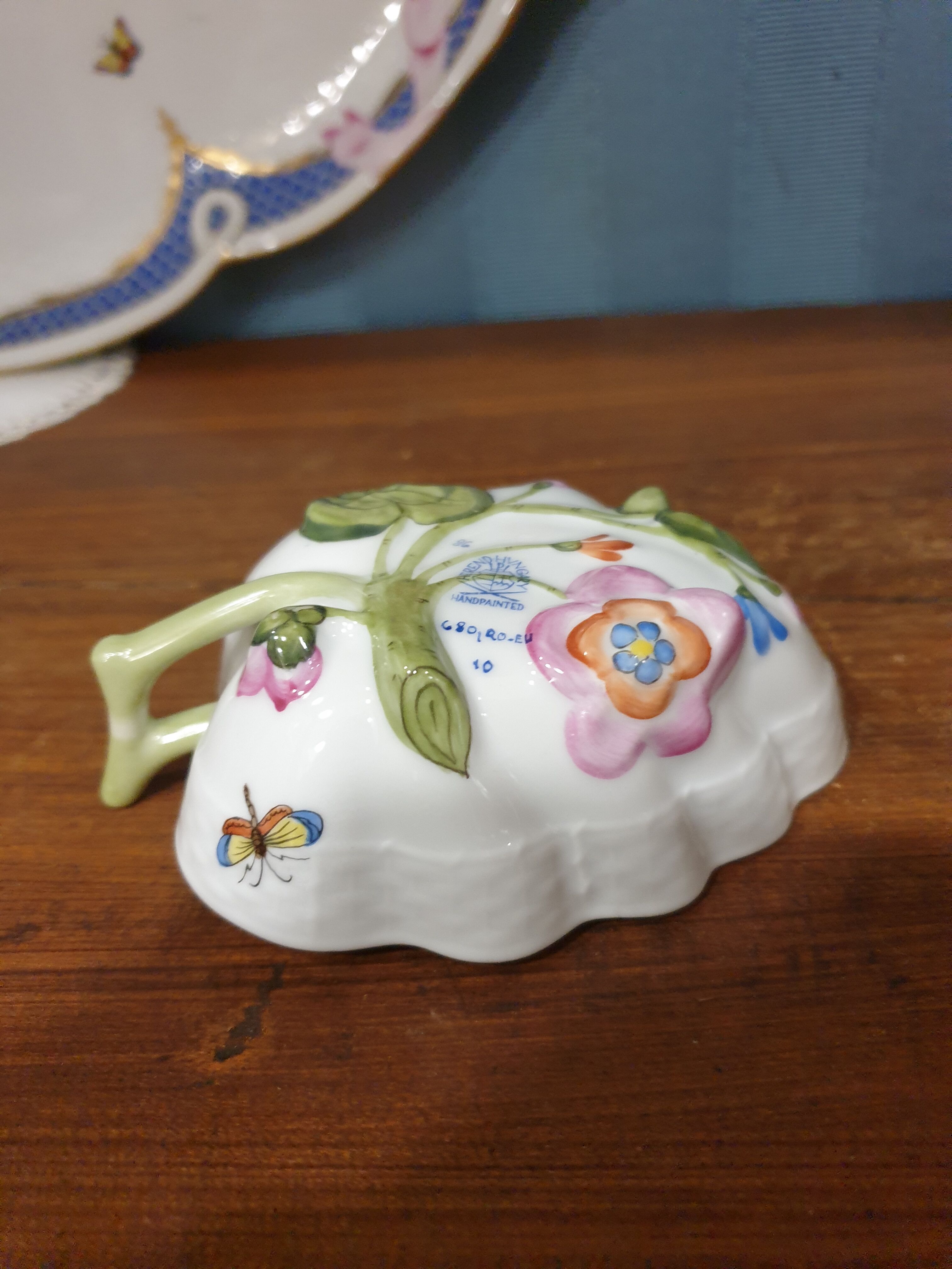 Fine porcelain Budapest porcelain, Herend Hungary