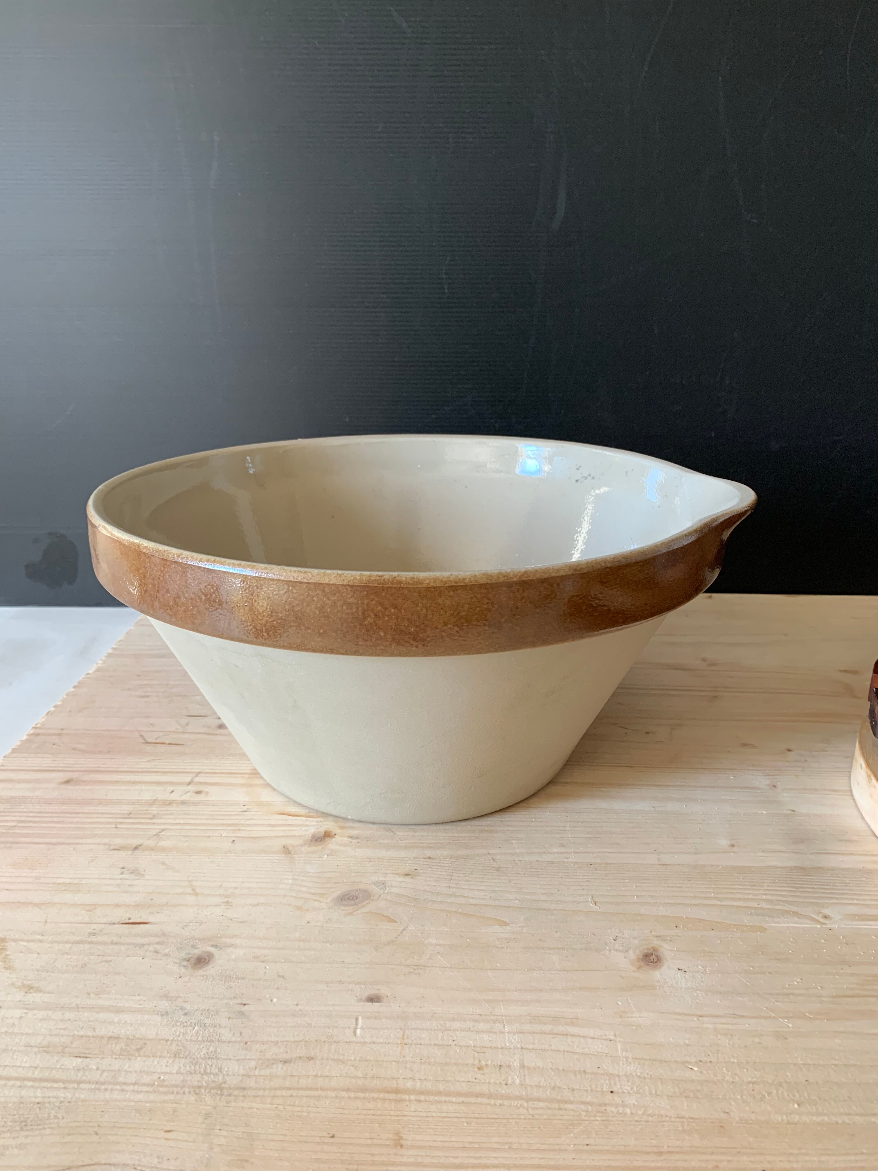 Stoneware bowl