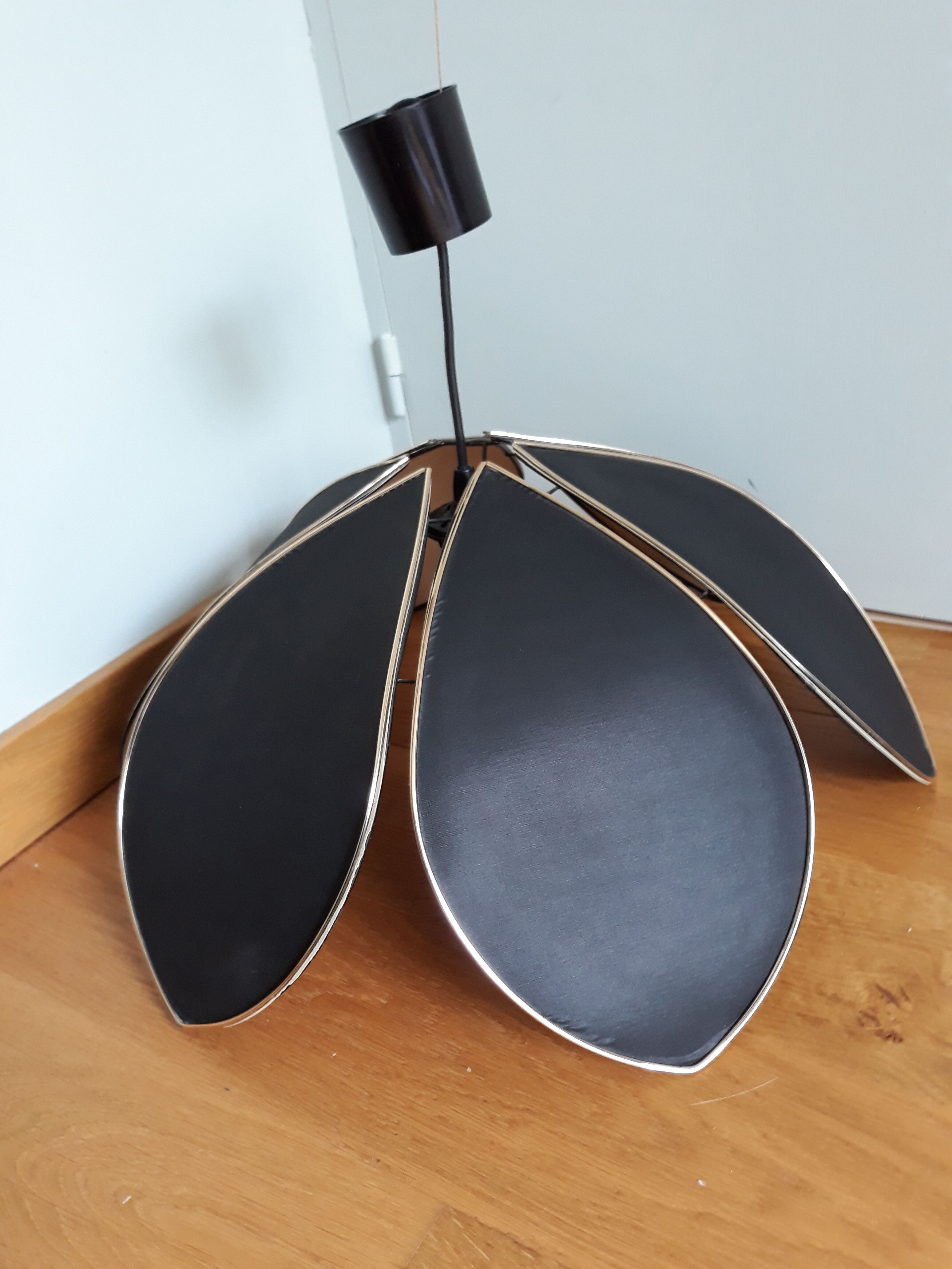 Lotus flower suspension large size