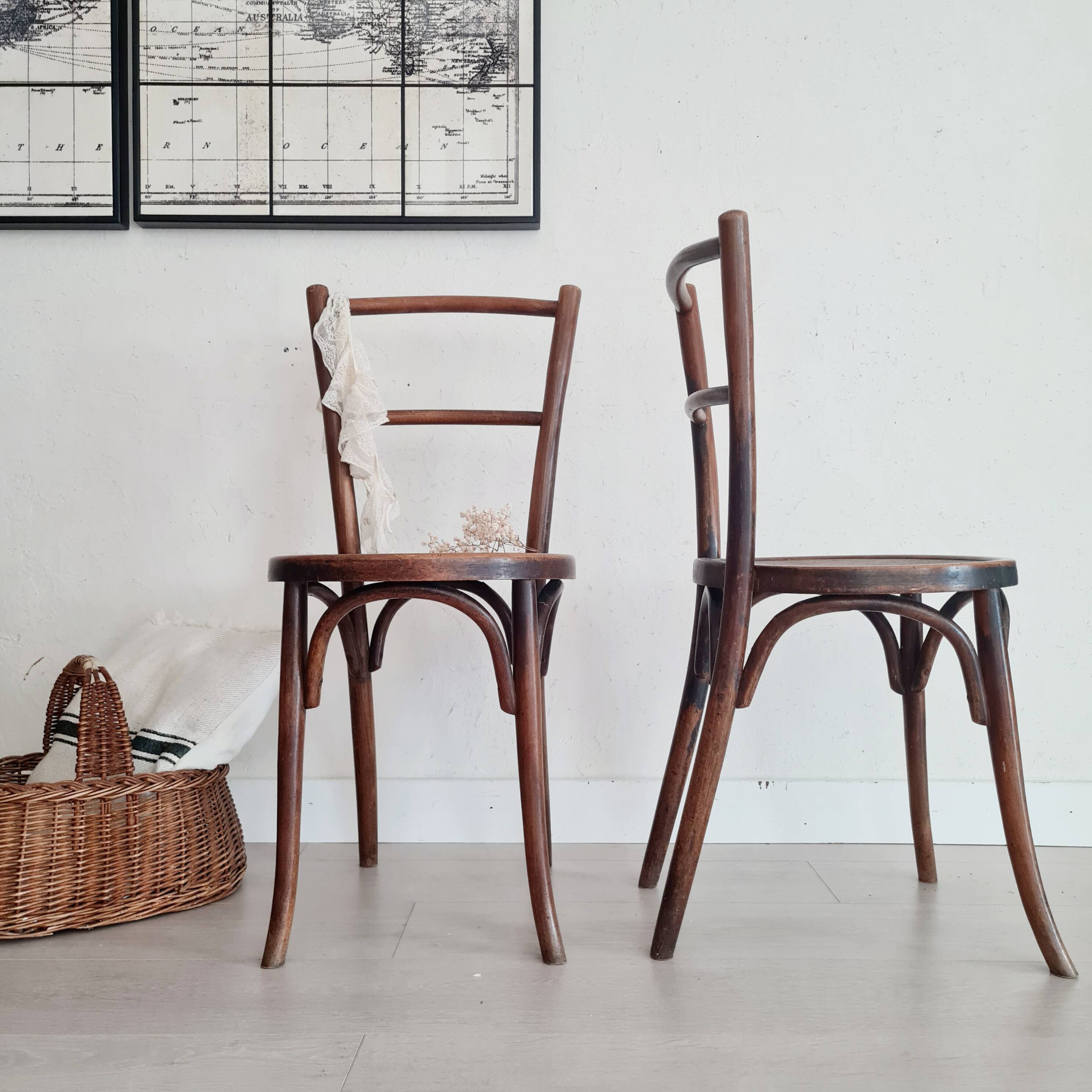 Chaises bistrot bois courbé