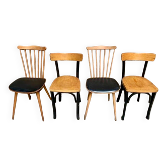 Serie de 4 anciennes chaises bistrot en bois