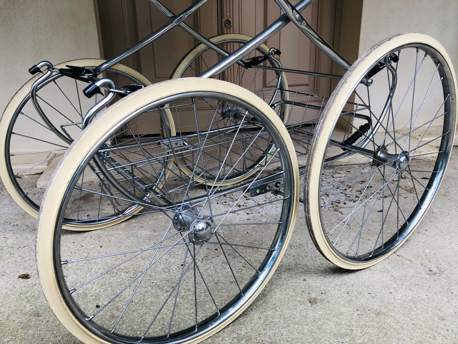 Landau vintage de la marque bébé confort années 70