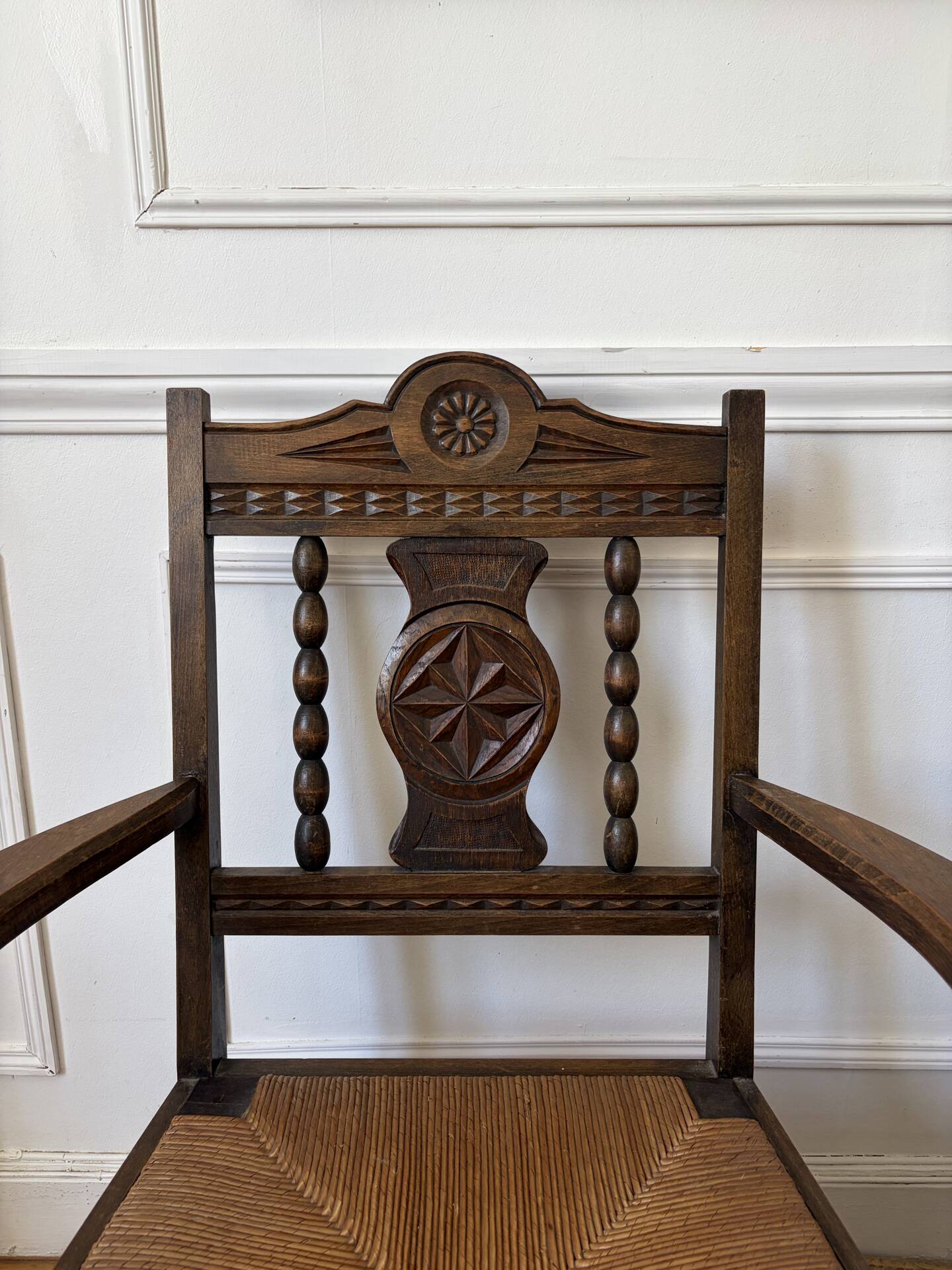 Paire de fauteuils rustiques esprit Charles Dudouyt