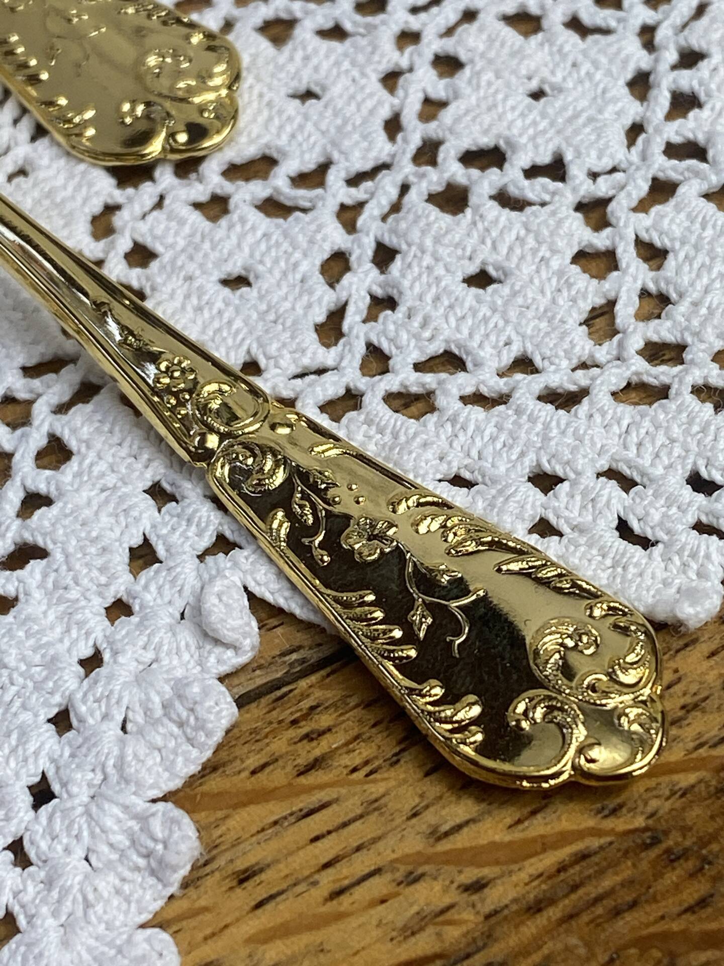 Dessert spoons and serving ladle