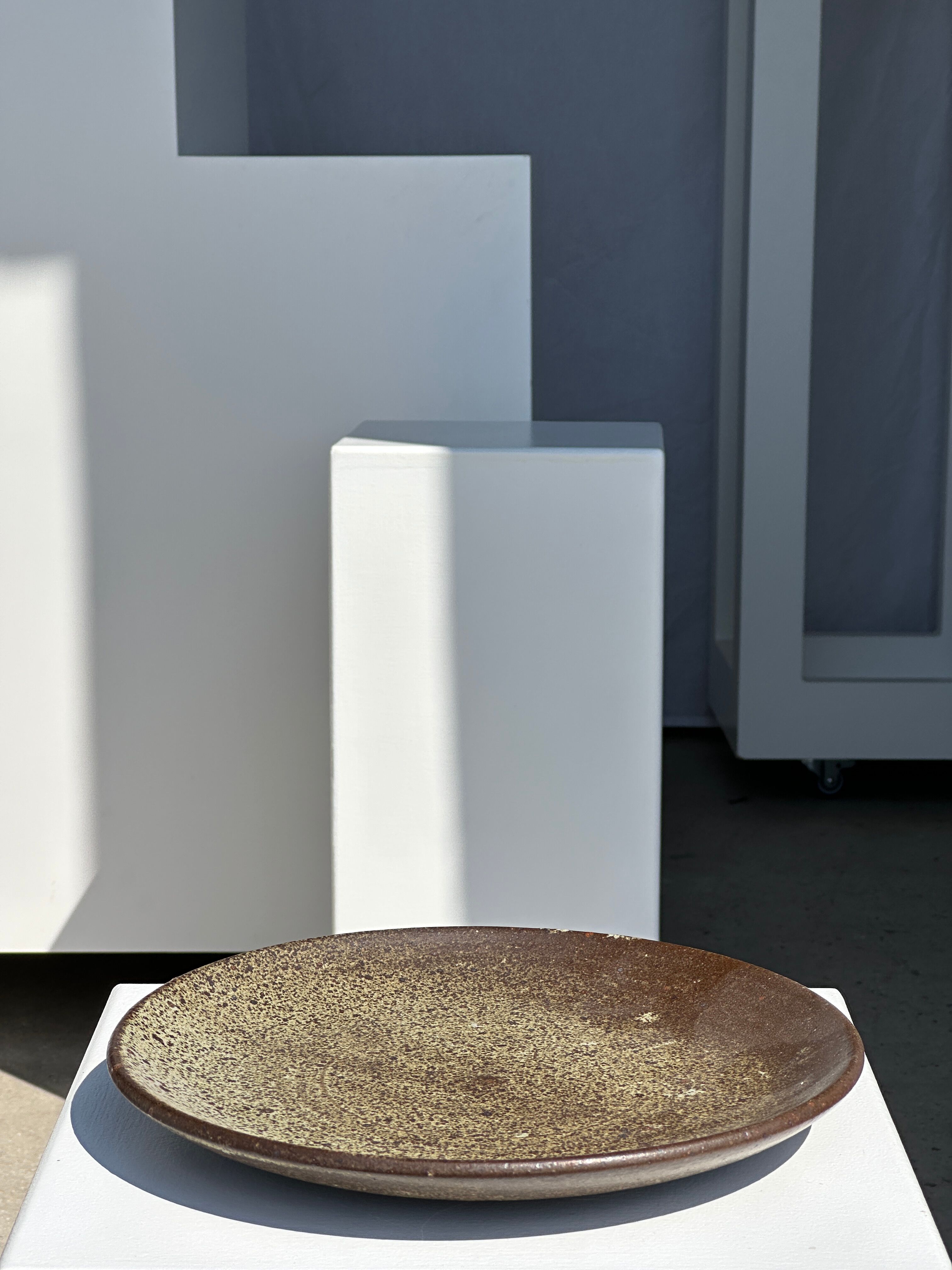 Indonesian green ceramic dish D:26.5