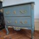 Commode de chambre patiné de style régence 2 tiroirs