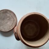 Old pot in gres, for salt