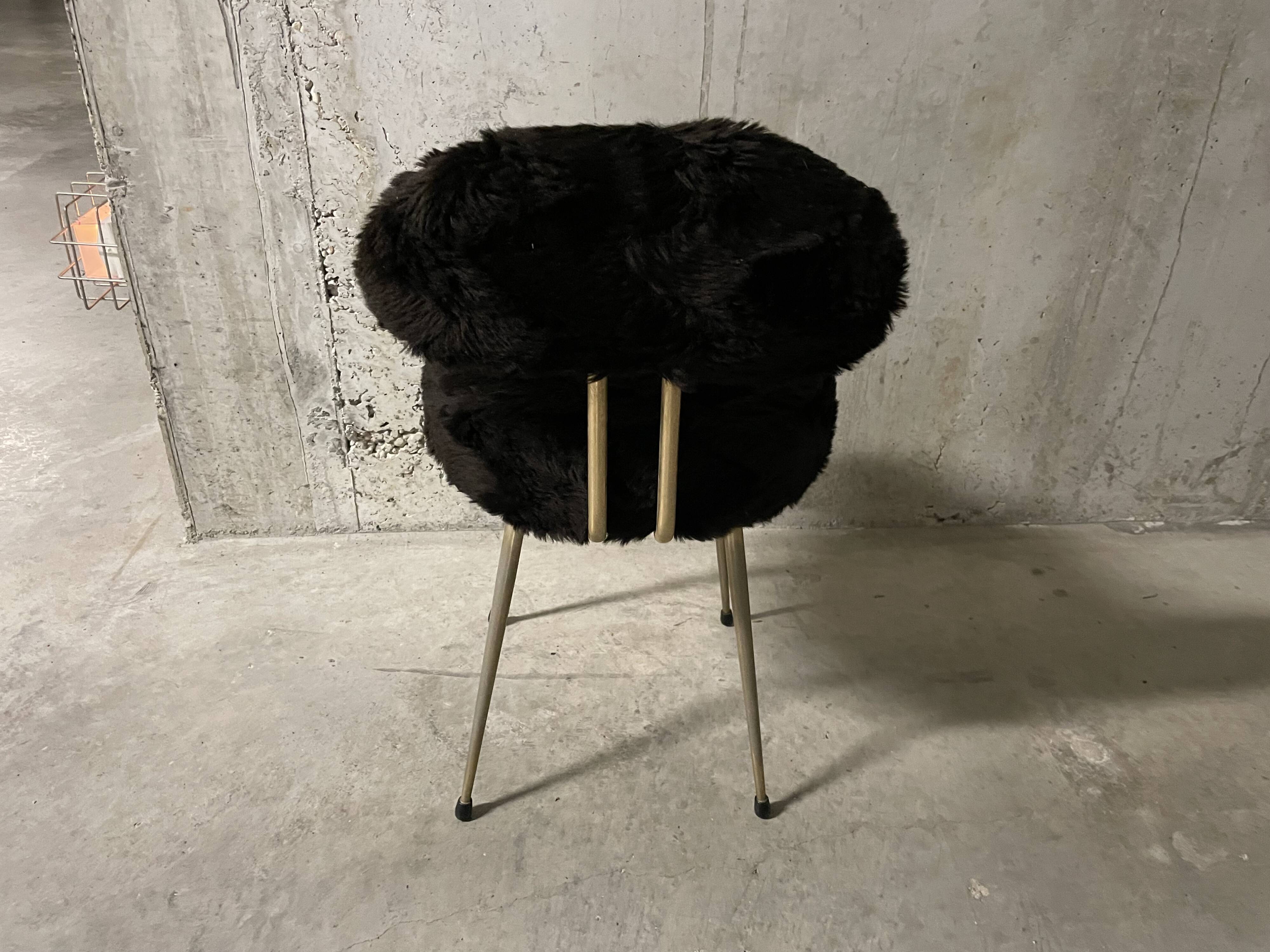 Chaise Pelfran en fausse fourrure, années 70