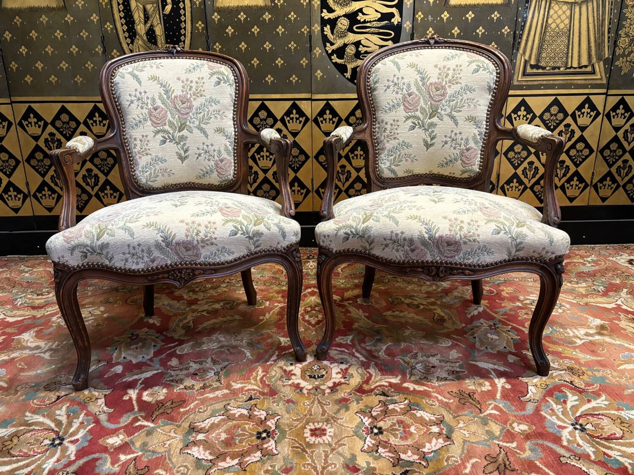 Paire de cabriolets louisXV