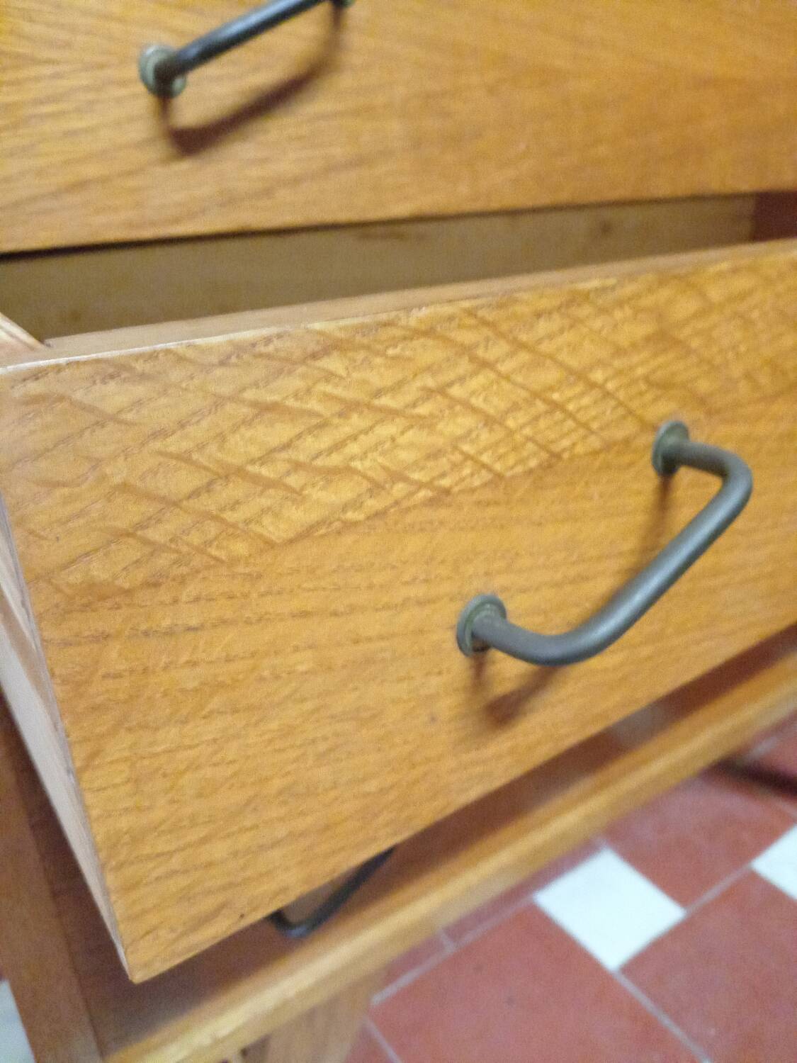 Commode vintage