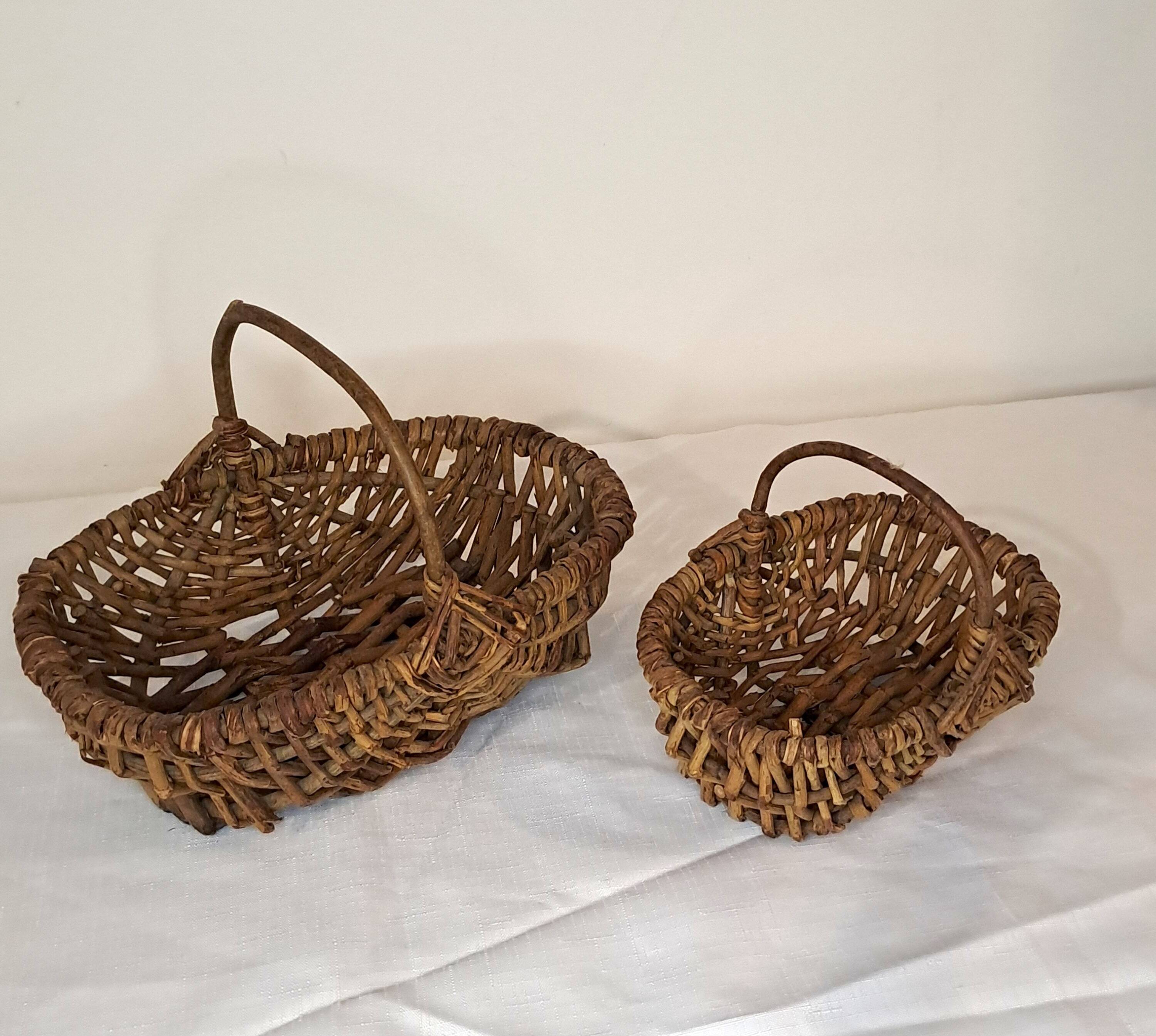 Duo of small rustic rattan baskets – Natural spirit & country decor